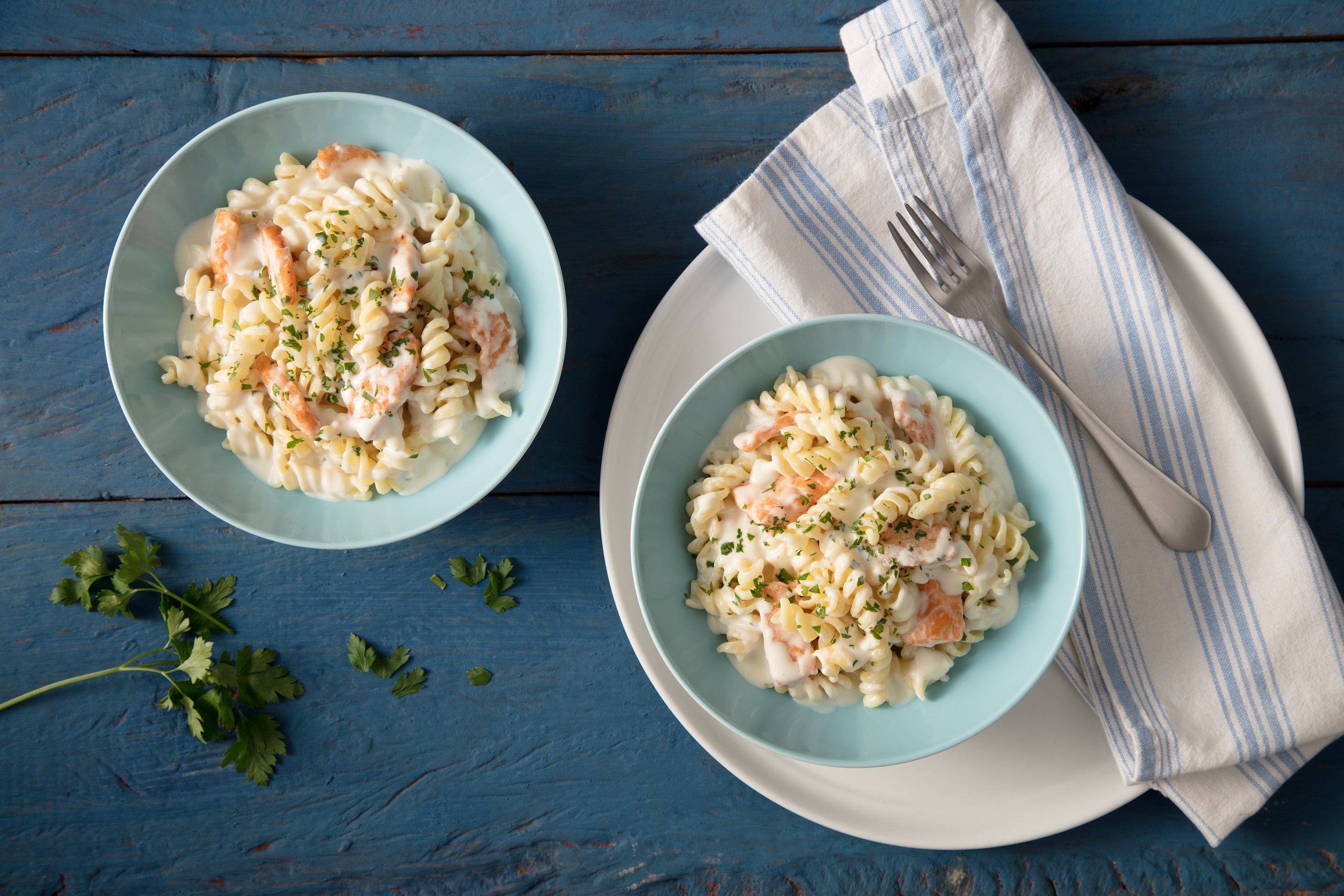 Macarrão ao Molho Branco com Salmão