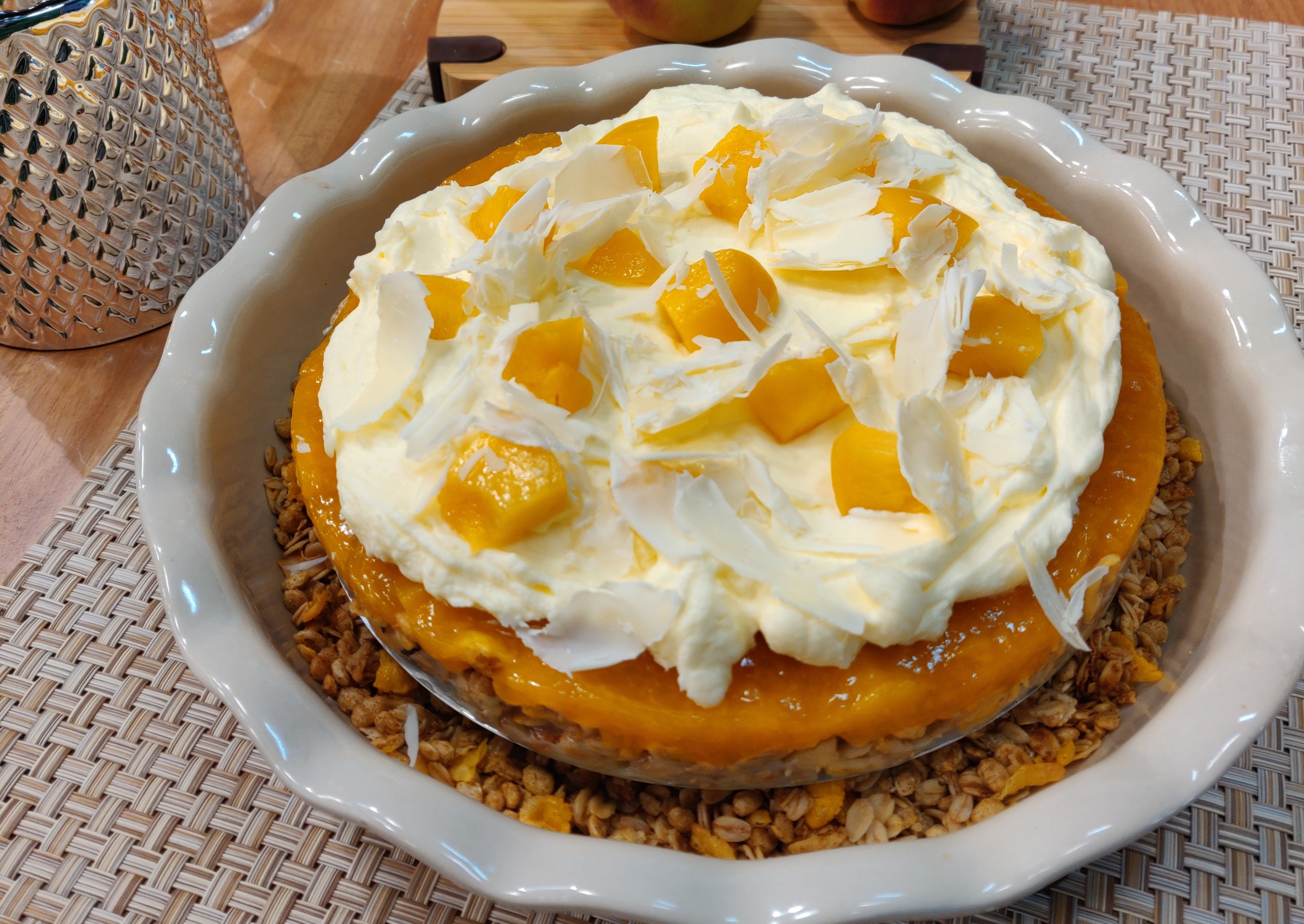 Receita de Torta de Pêssegos e Espumante