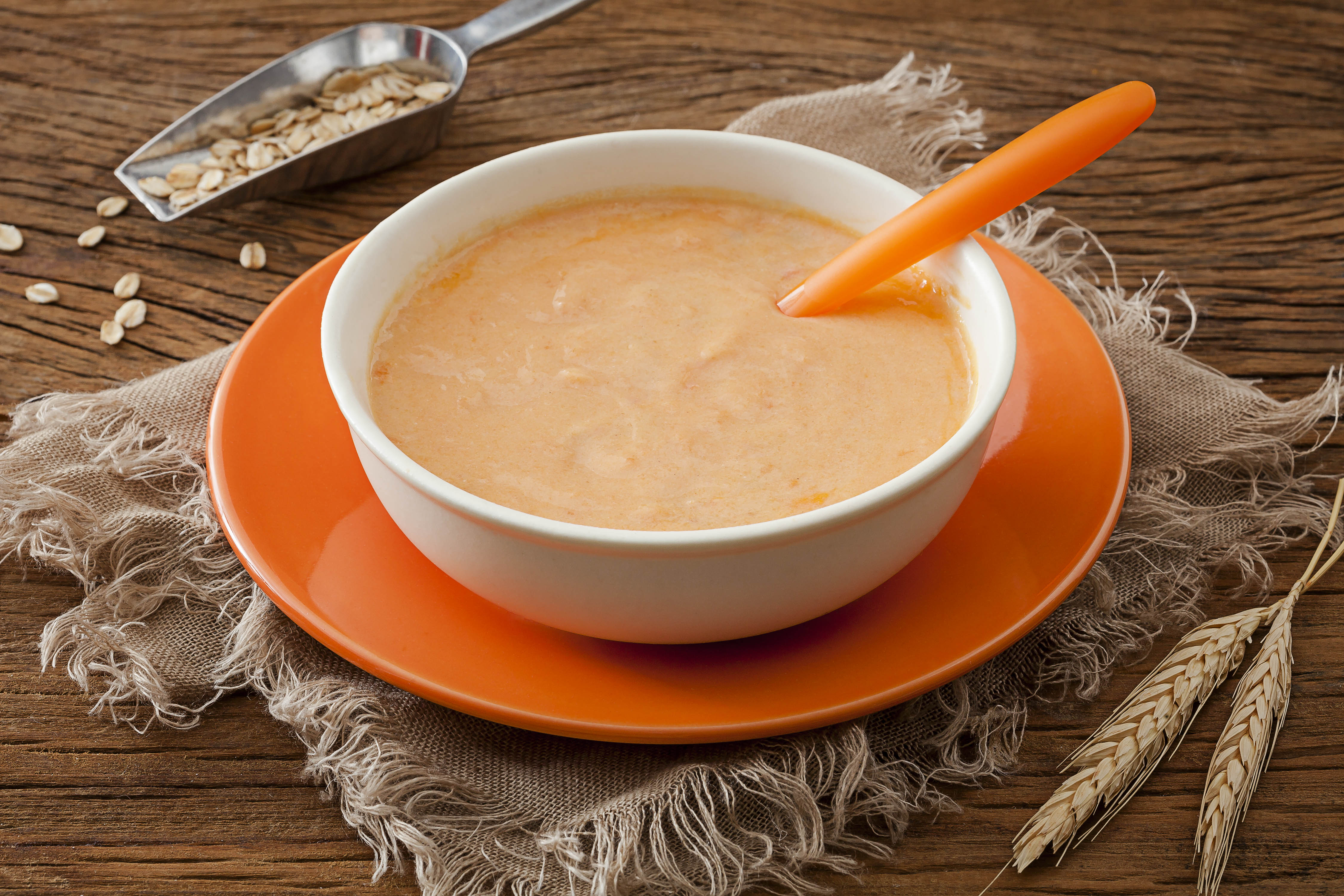 Creminho de Mamão e Maracujá com Mucilon Banana, Maçã e Quinoa