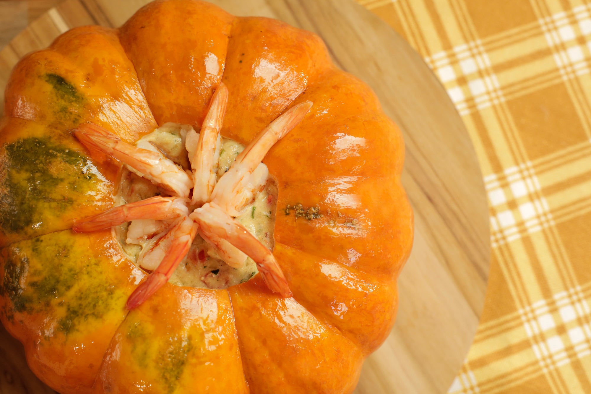 Camarão na Moranga com Creme de Leite Nestlé | Receitas Nestlé
