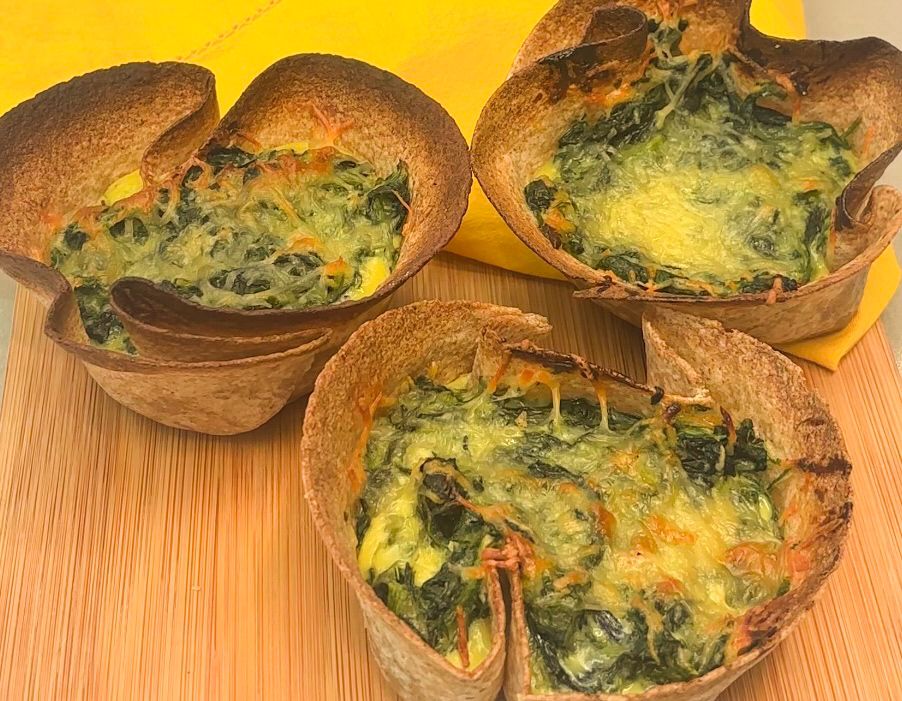 Receita de Mini Quiche de Espinafre com Queijo e NINHO Adulto