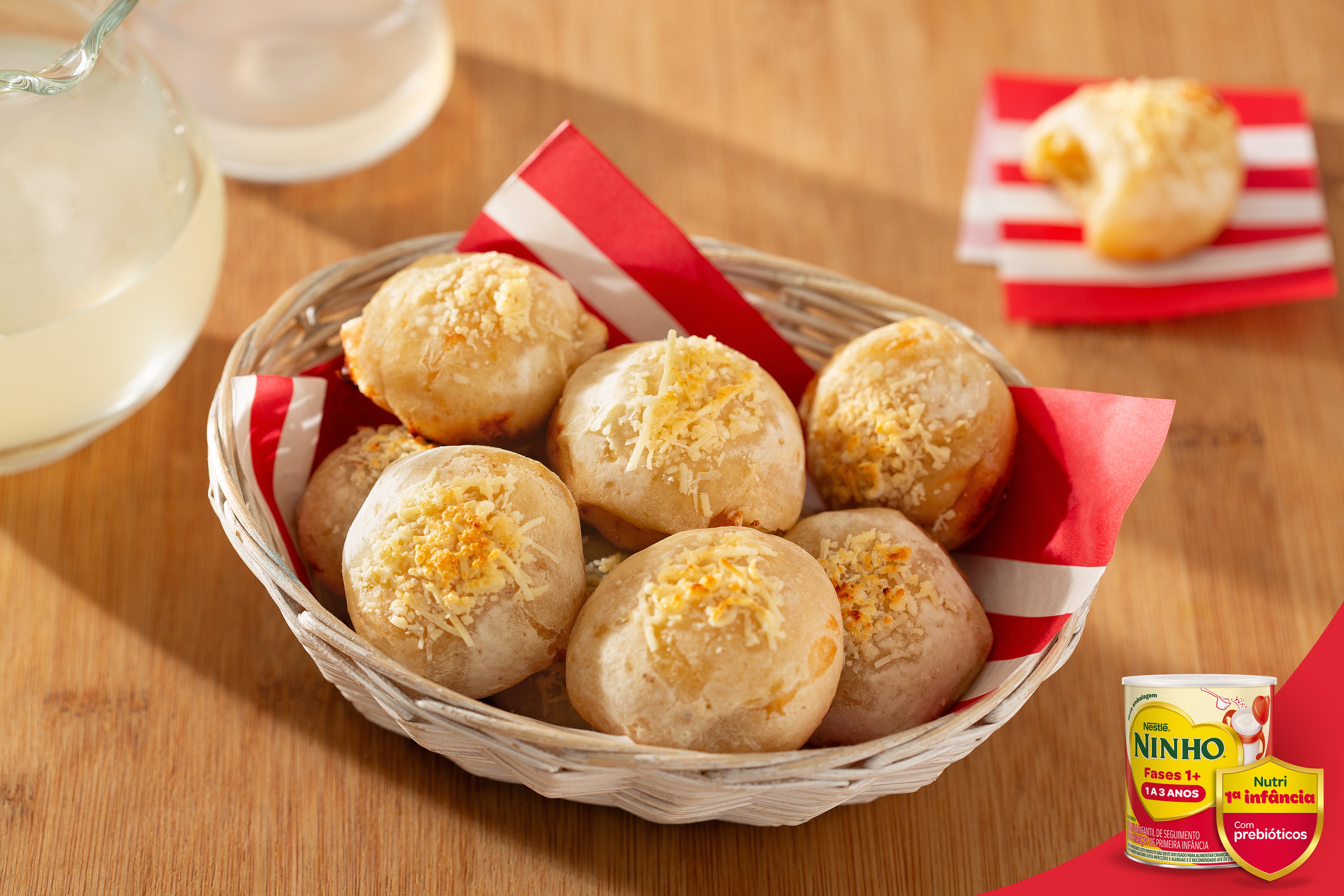 Receita de Pão de Queijo Fácil com Ninho Fases 1+