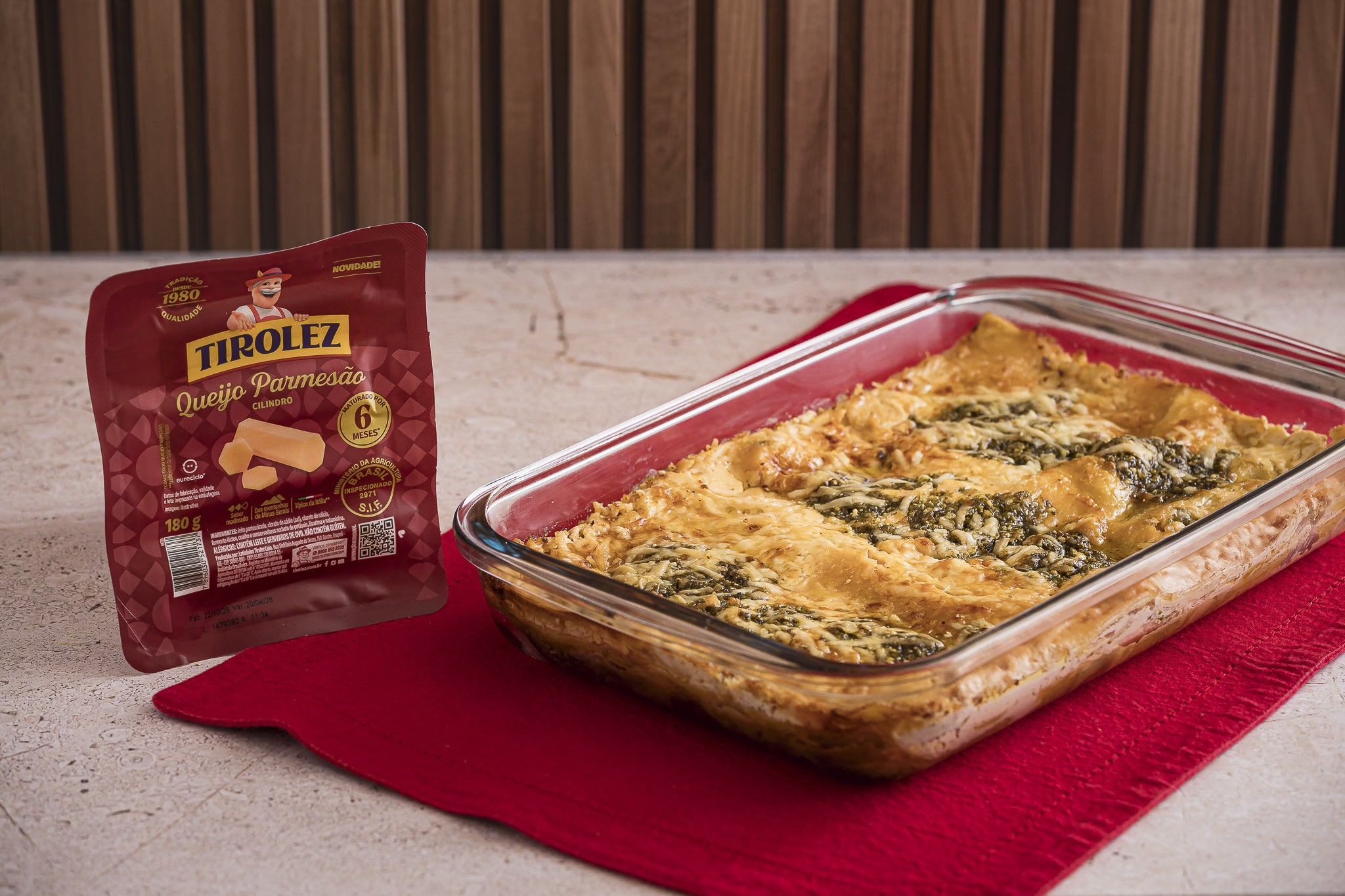 Receita de Lasanha de Parmesão Tirolez e Molho Pesto