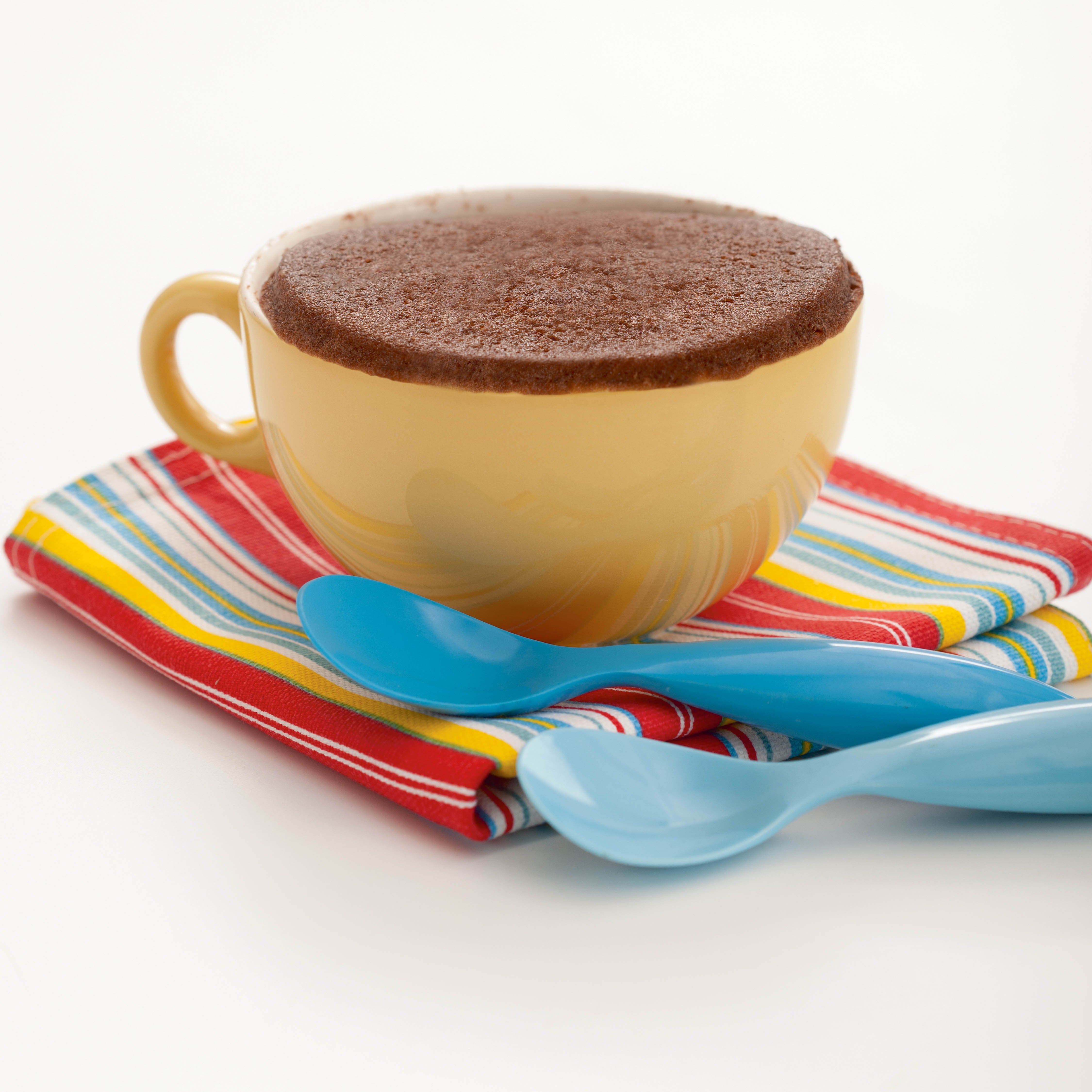 Bolo de Caneca de Chocolate Nescau | Receitas Nestlé
