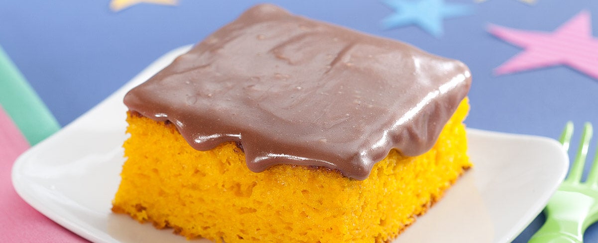 Bolo de Cenoura com Nutren Kids Chocolate