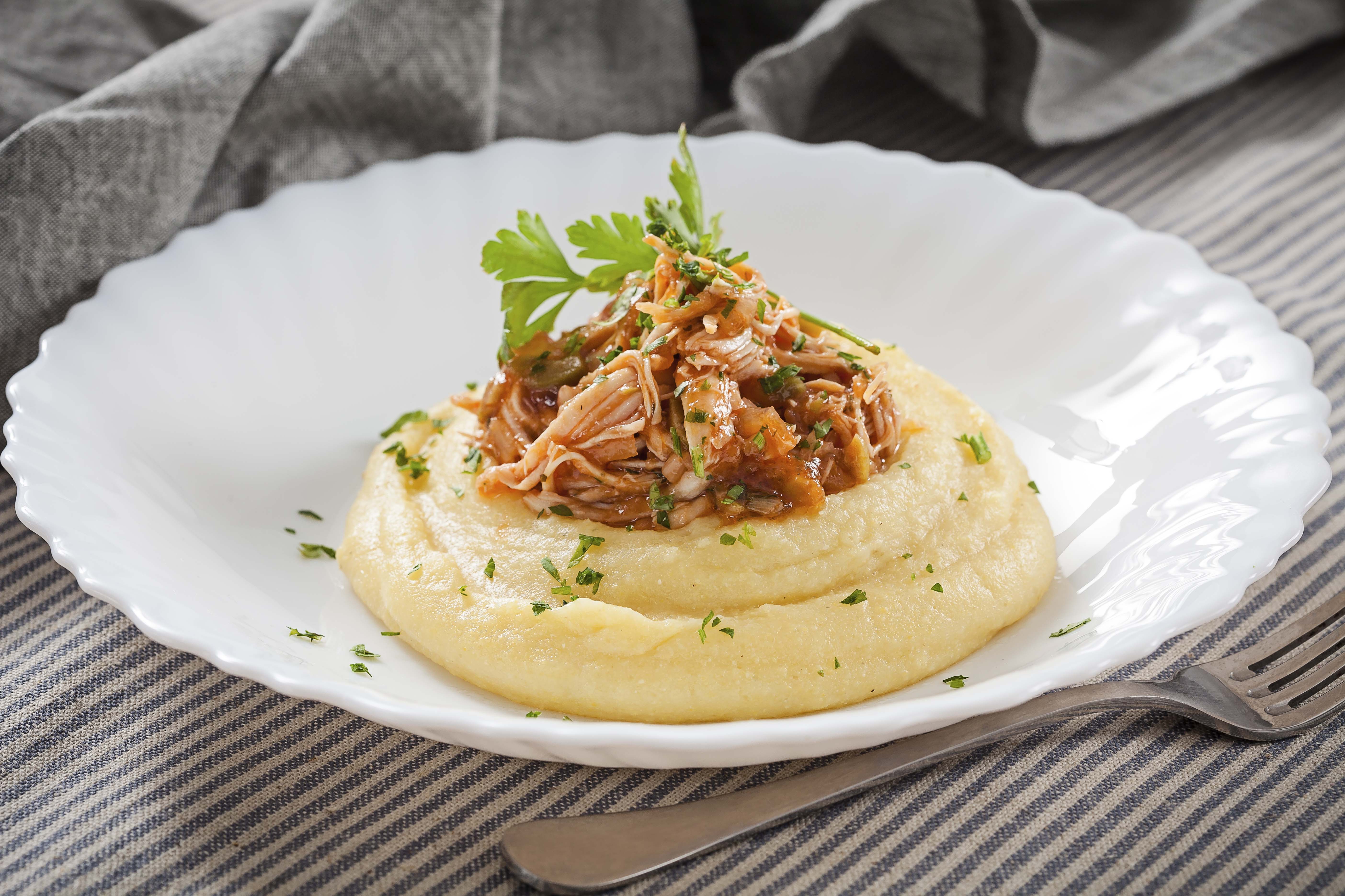 Polenta com Frango Desfiado