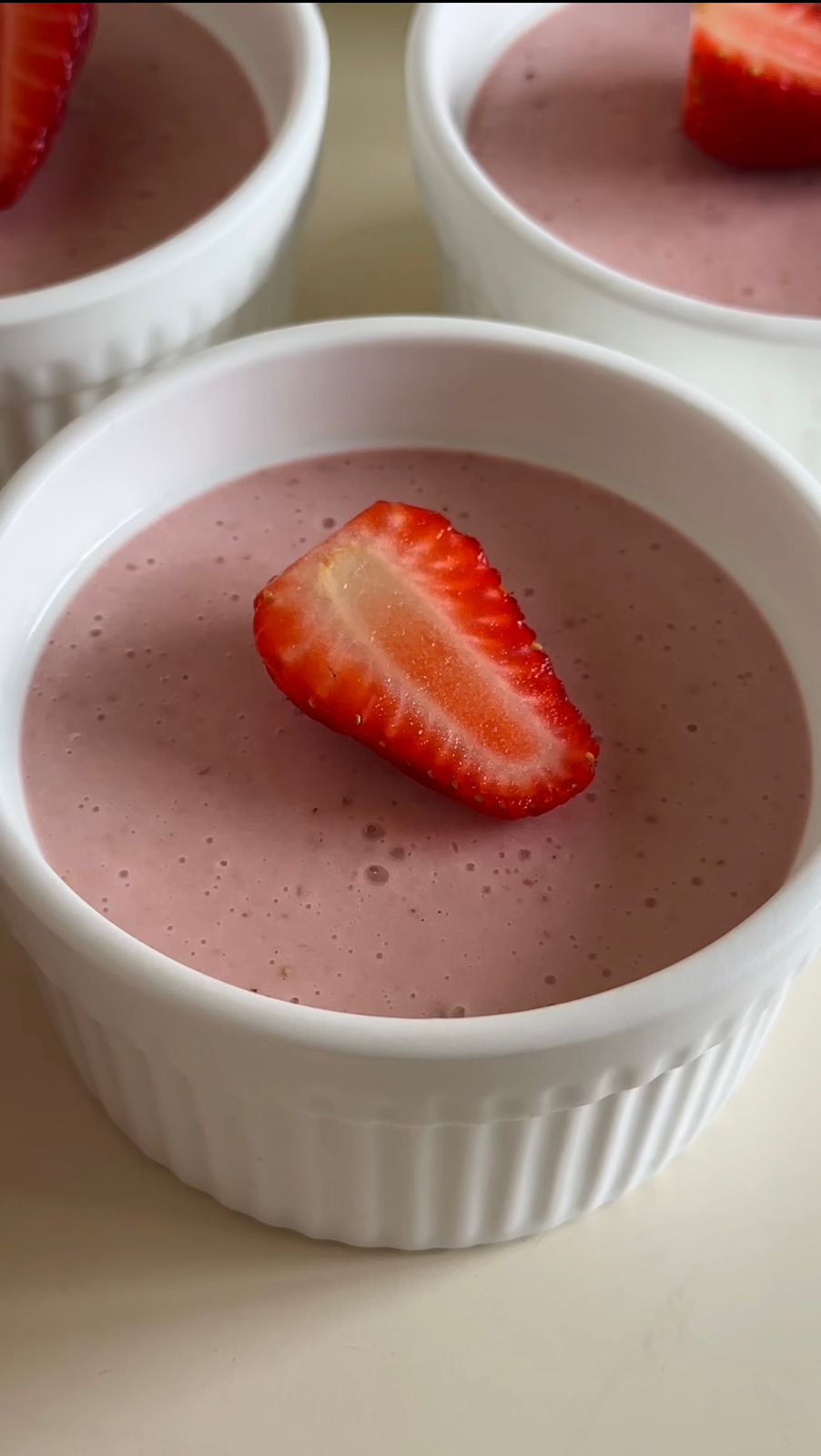 Receita de Mousse de Morango com Leite MOÇA