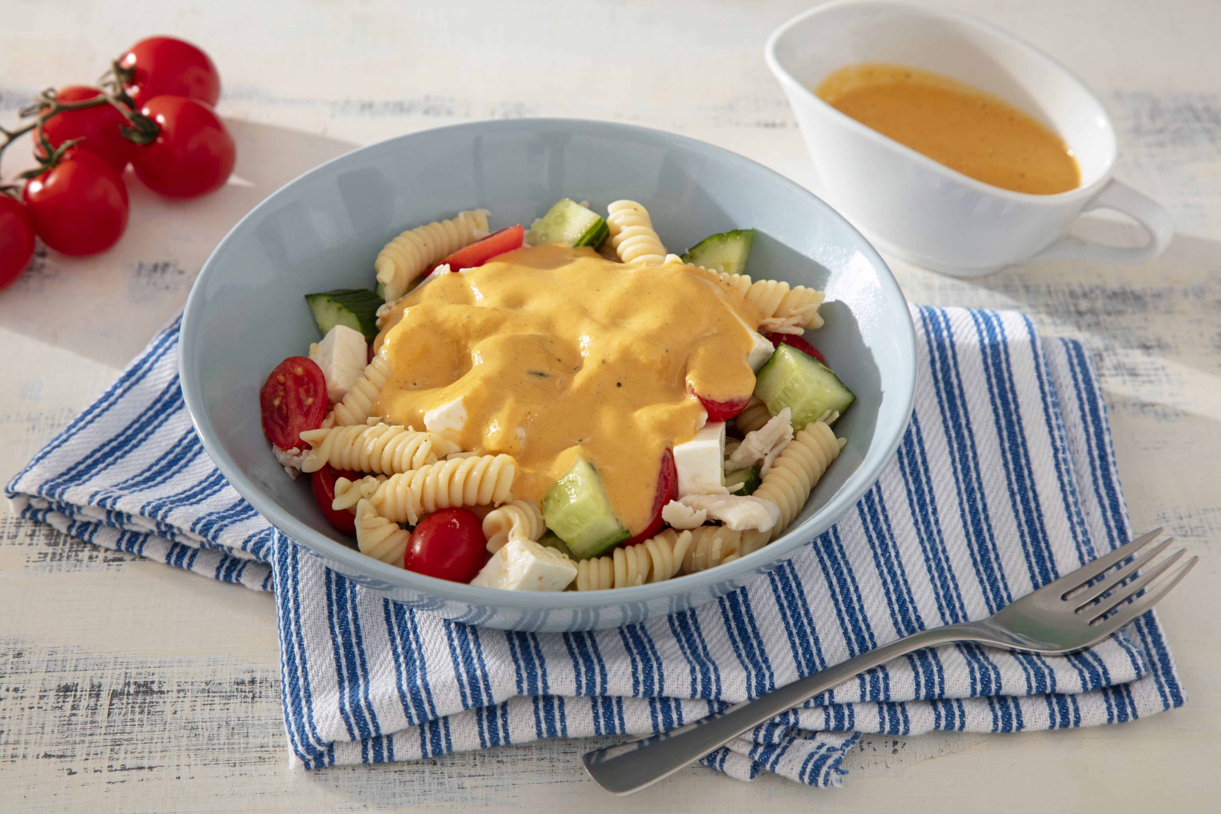 Receita de Macarrão Colorido com Vegetais e NOVASOURCE® Proline em Pó
