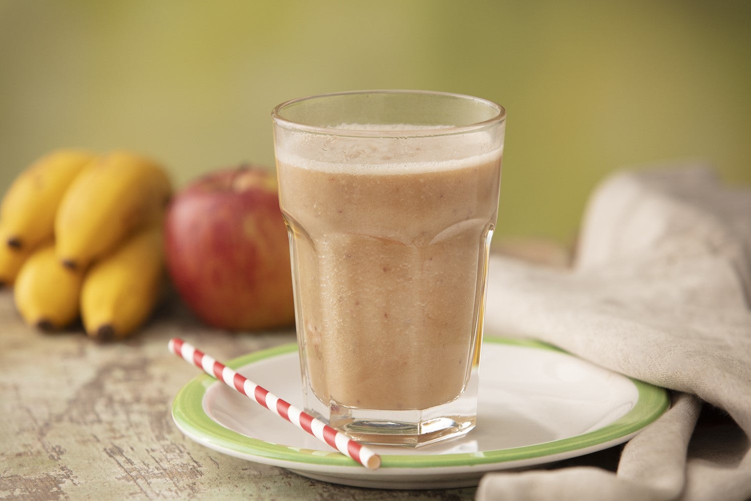 Vitamina de Ninho Vegetal, Maçã e Banana