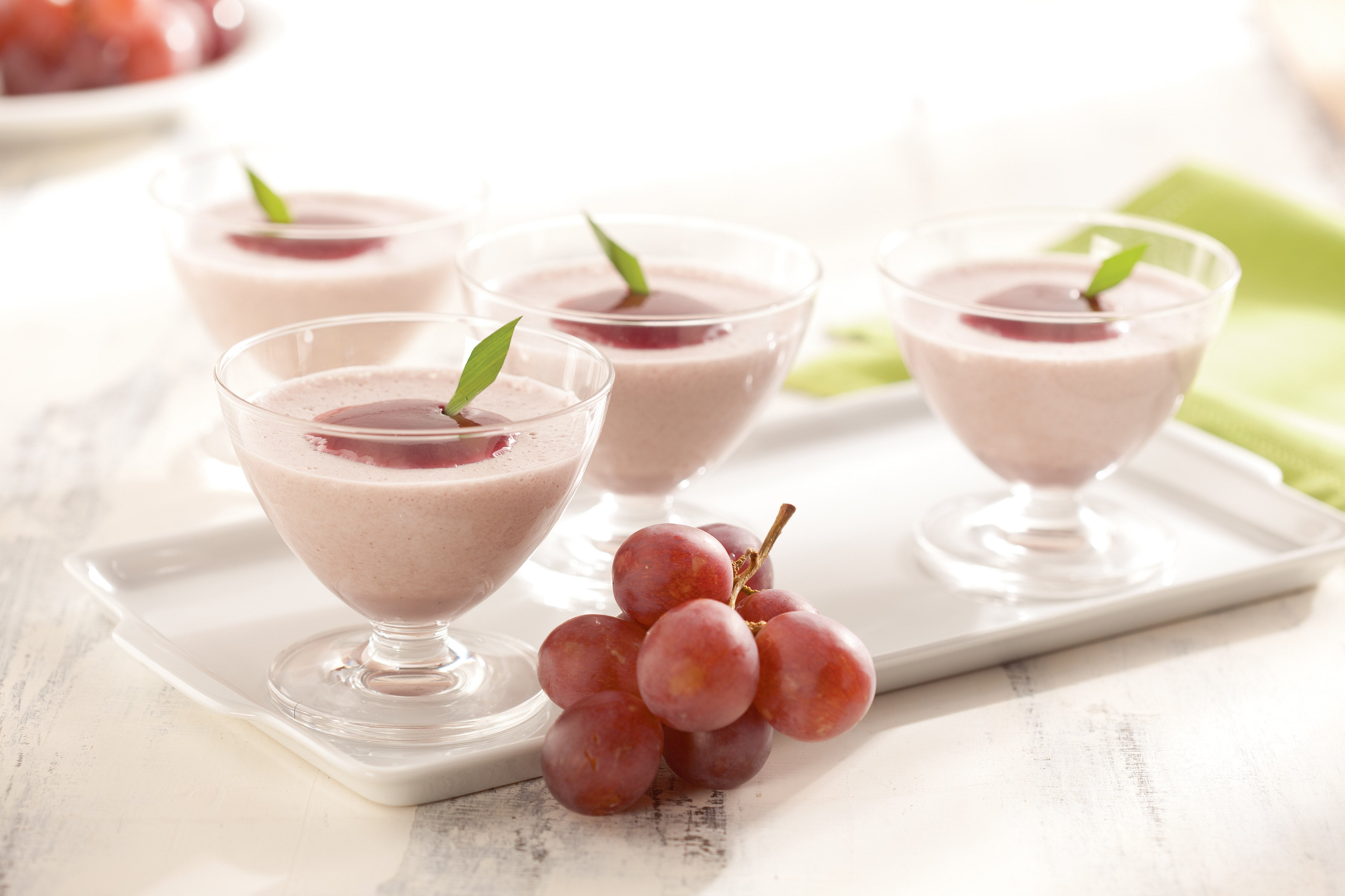 Mousse de Uva com Capim-santo