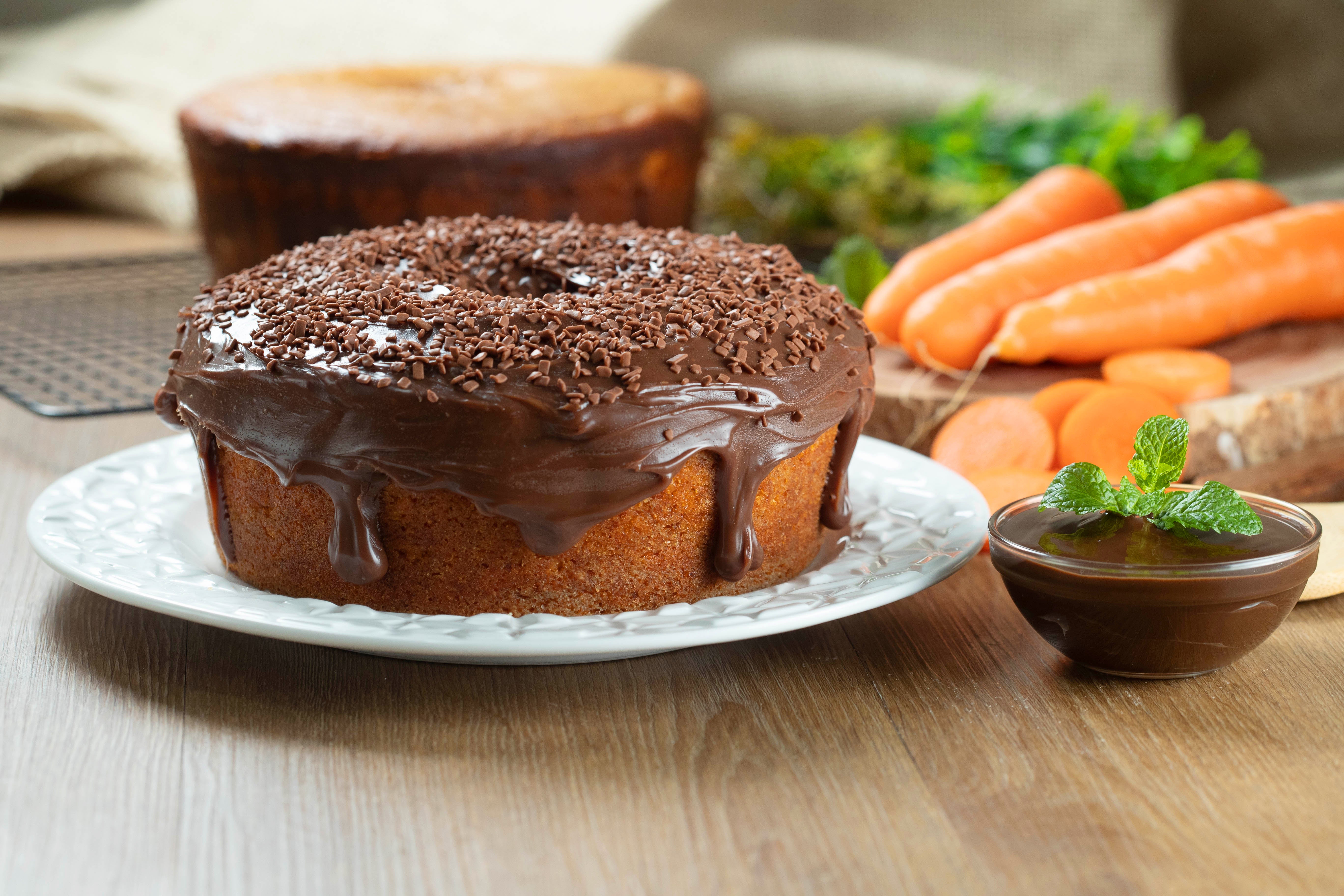 Receita de Bolo de Cenoura com Chocolate na Air Fryer