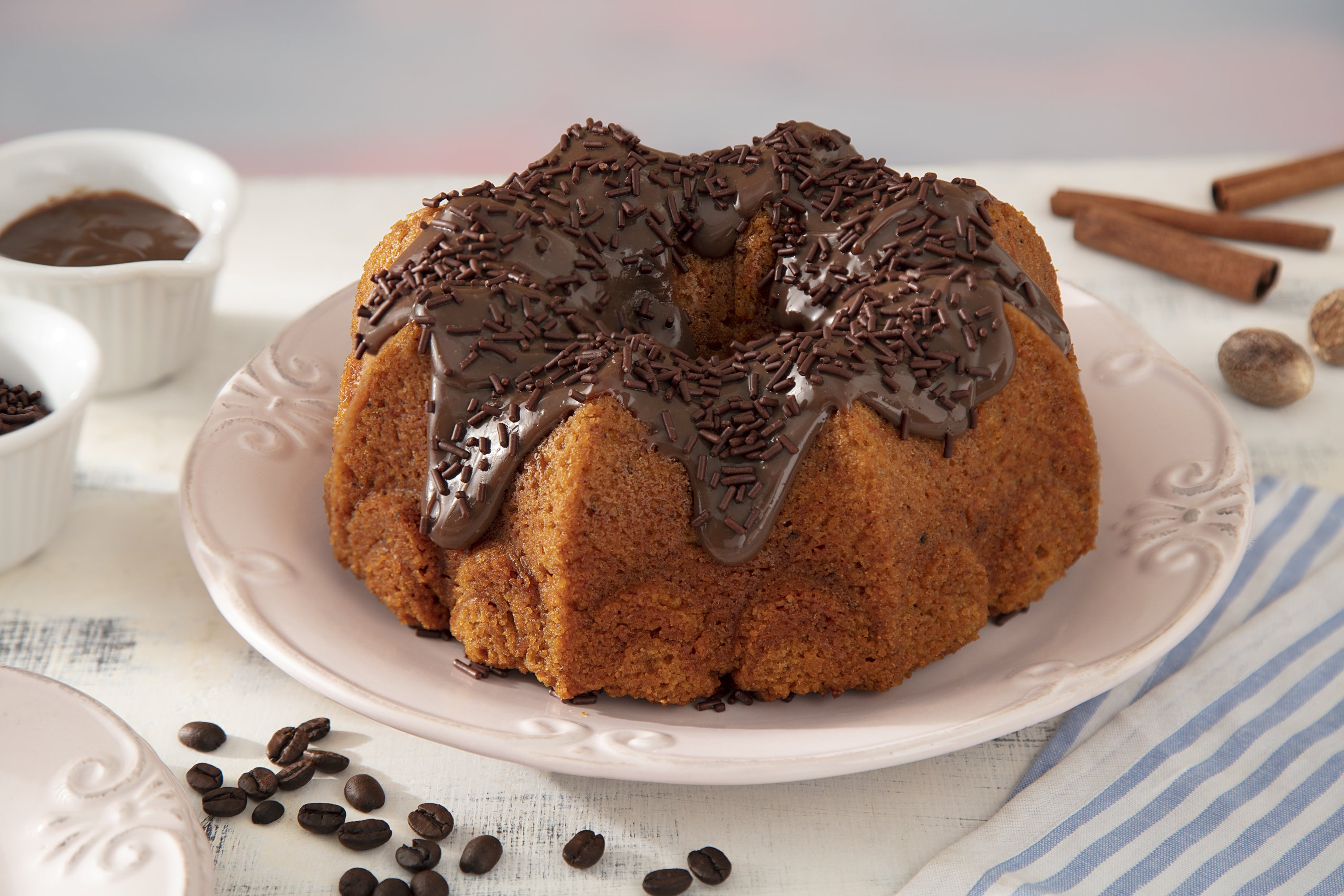 Bolo de Cenoura com Especiarias Coberto com Brigadeiro de Café