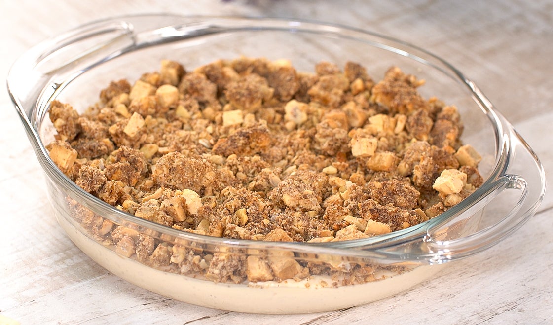 Mousse de Limão com Crocante de Castanha-de-Caju
