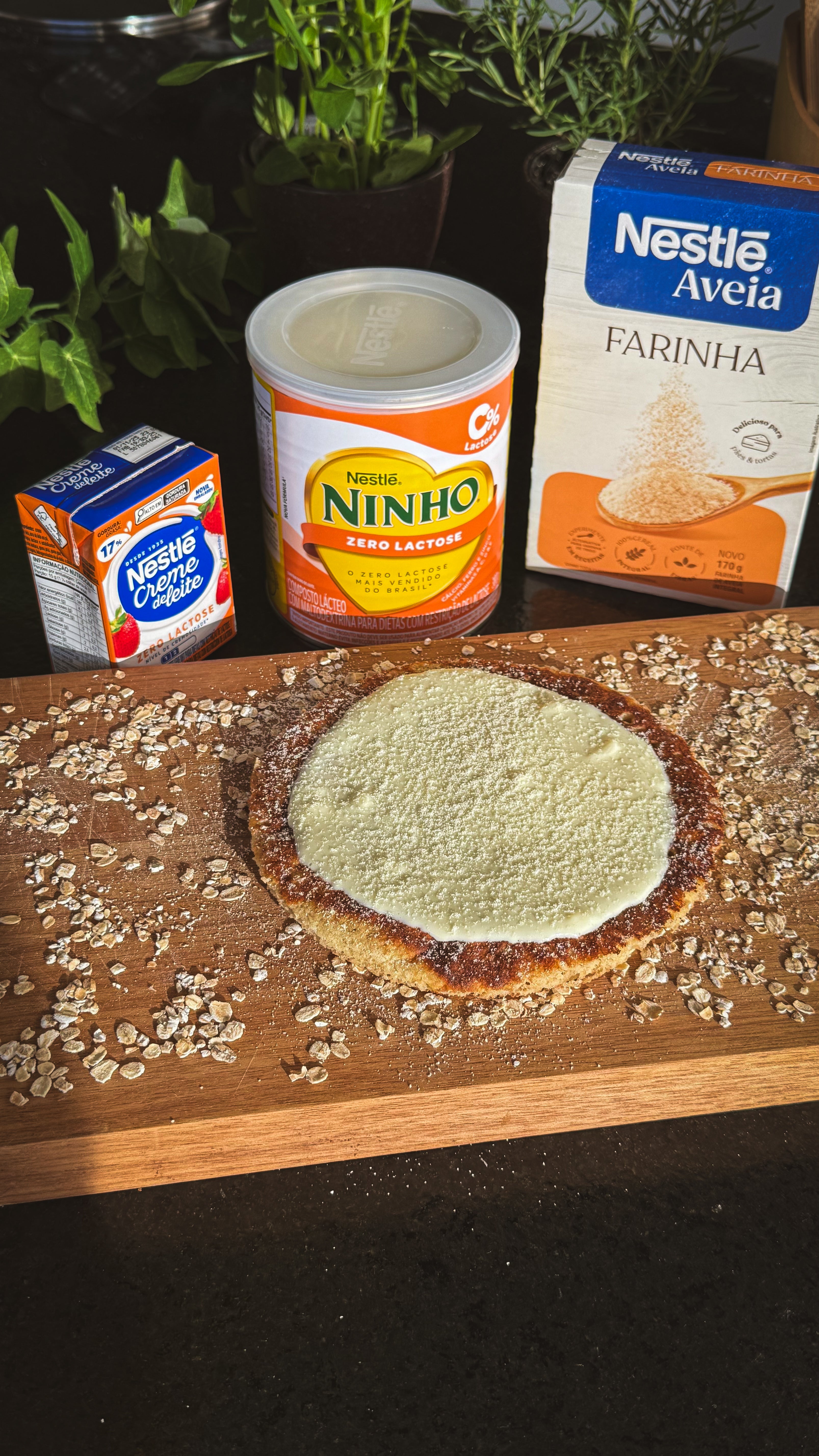 Receita de Panqueca de Aveia com Creme de NINHO
