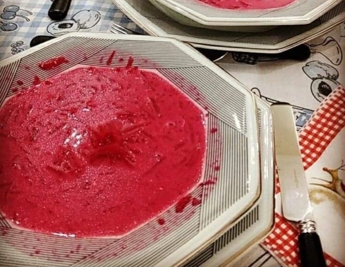 Receita de Sopa de Beterraba Lituana