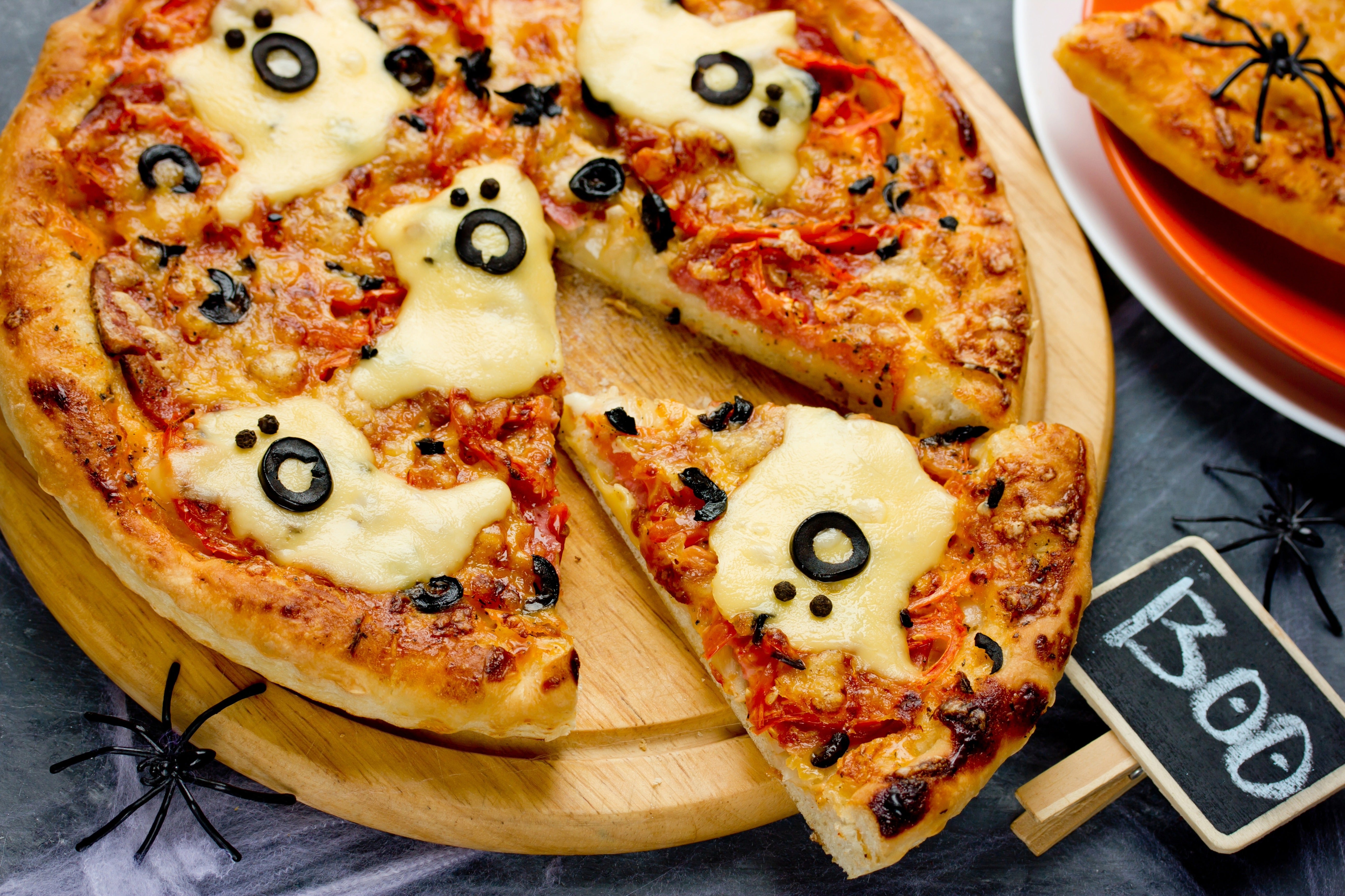 Receita de Pizza Fantasma de Halloween