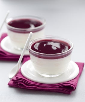 Panna Cotta com Calda de Vinho