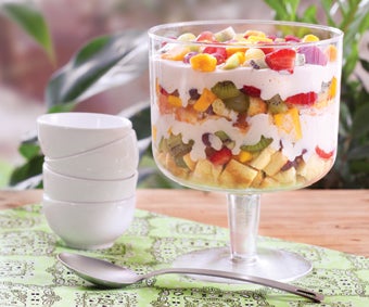 Taça com Frutas e Creme | Receitas Nestlé Taça com Frutas e Creme | Receitas Nestlé