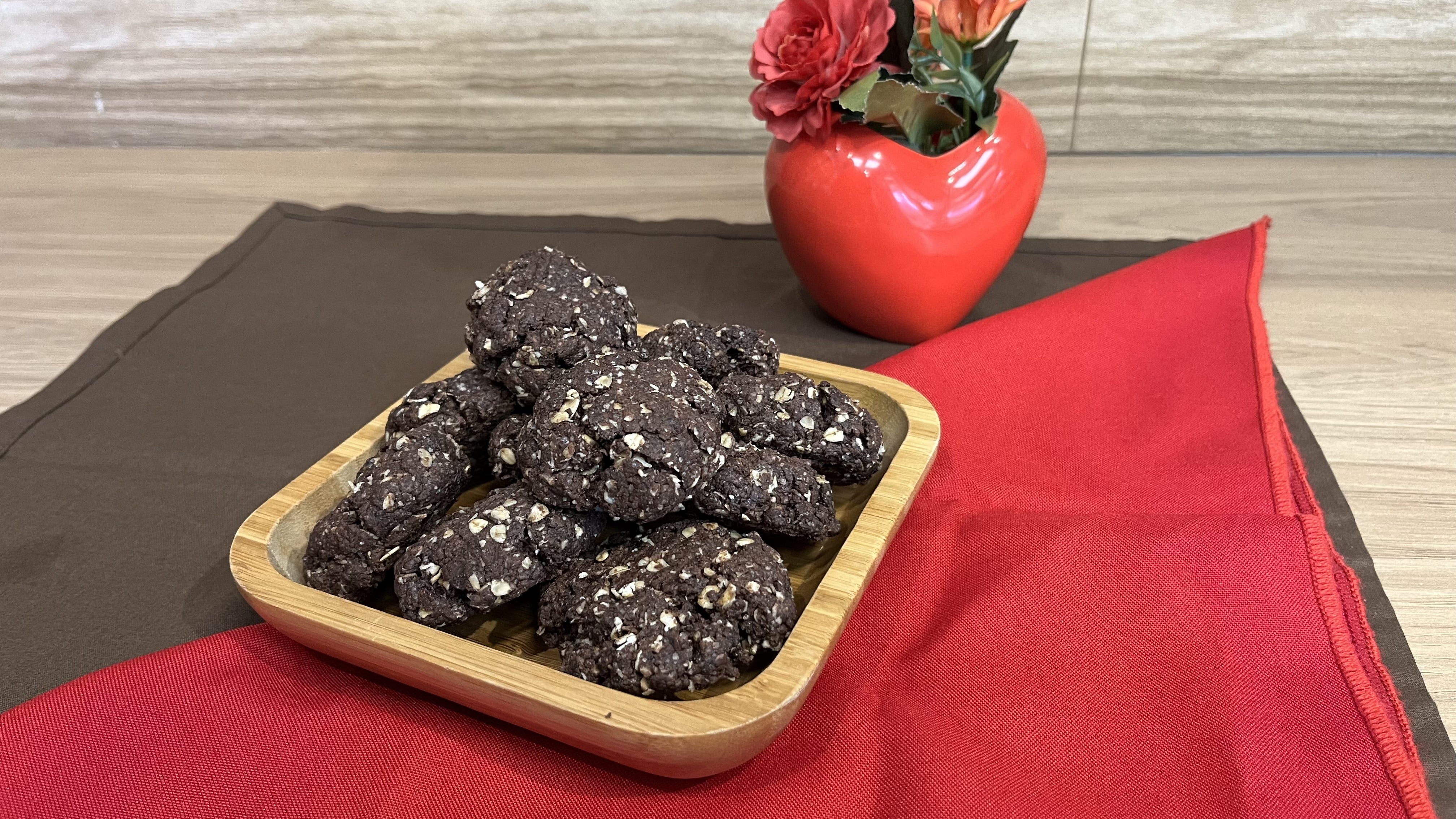 Receita de Biscoitinhos de NESCAU® Extra Cacau e Aveia