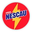 Um círculo vermelho com o logotipo de Nescau Nestlé na cor azul escuro.