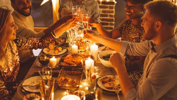 Família reunida para a ceia de natal