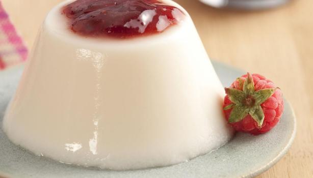 Receitas com iogurte: Flan de Iogurte com Calda de Geleia