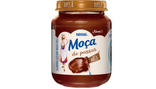 Moça de Passar Avelã