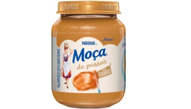 Moça de Passar Churros