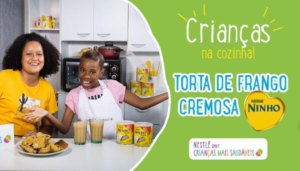 Montagem de duas meninas negras com as receitas de Ninho e os dizeres do programa ao lado direito com a logomarca