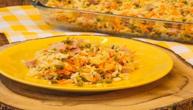 Arroz de Forno com Peito de Peru e Maggi Meu Segredo