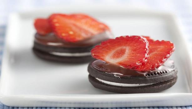 Mini Tortas de Negresco, Chocolate e Morango
