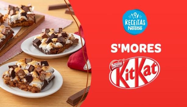 Imagem do S’mores à esquerda e ao lado o título da receita, com fundo em Vermelho e logo de KITKAT e Receitas Nestlé