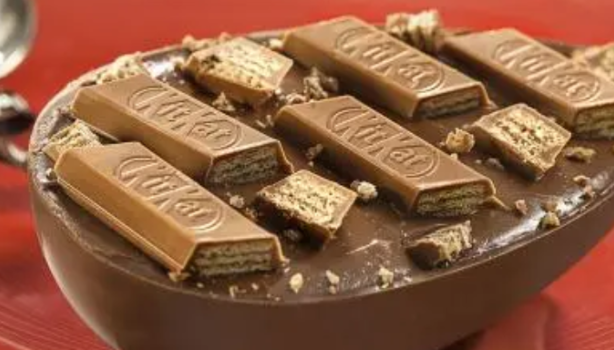 Receita de Mini Ovo Kit Kat para a sobremesa de Páscoa!