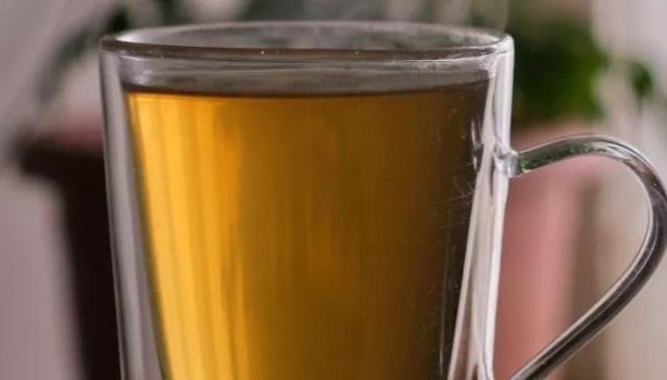 Conheça 8 receitas de chá para fortalecer o pulmão e respire fundo à vontade!