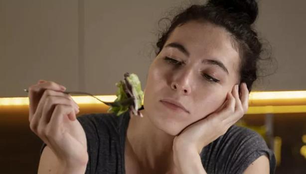 Nutri dá dicas do que comer a noite para emagrecer!