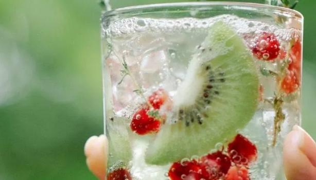 6 opções de sucos proteicos para acrescentar à dieta
