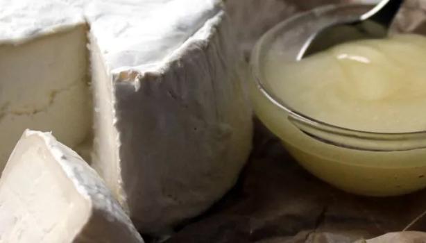 Queijo branco: tipos e benefícios para a saúde