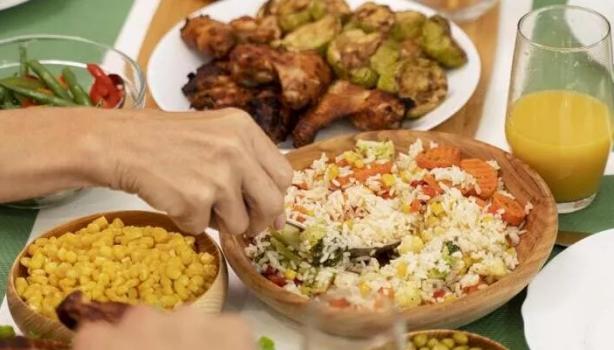 Simplicidade à mesa: 15 receitas de jantar rápido e prático