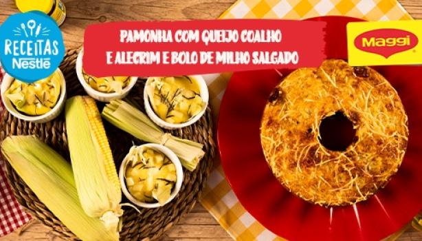 Fotografia mostra um bolo de milho e pamonhas servidas em recipientes individuais sobre em uma mesa de madeira e um pano amar