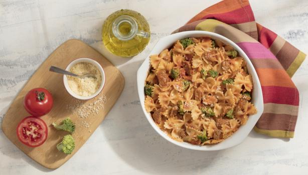 Como fazer macarrão de panela de pressão: preparo rápido e com pouca sujeira 
