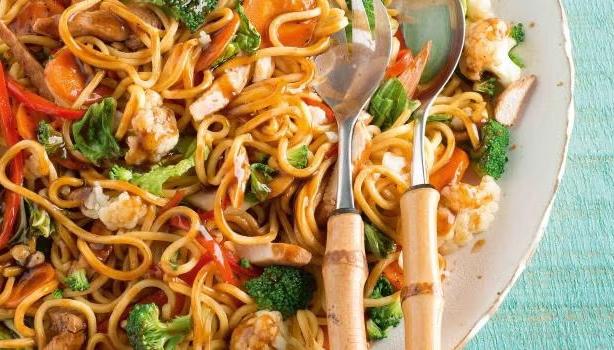Yakissoba com legumes