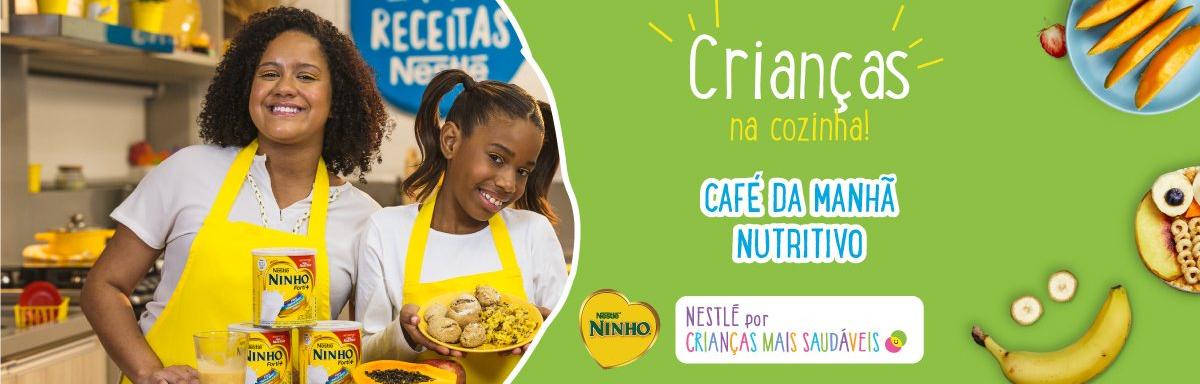 Imagem com o logo de Crianças Na Cozinha escrito “Café da Manhã Nutritivo”. À esquerda, foto da Priscila e Júlia.