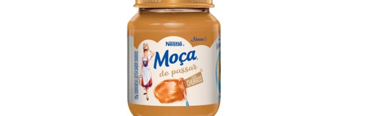 Moça de Passar Churros