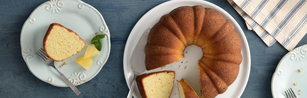 Bolo de Abacaxi com Hortelã