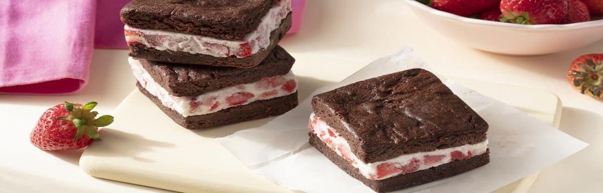 Sanduíche de Brownie com Moça Sorvete