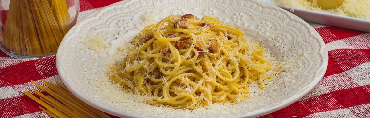 Macarrão Carbonara: Aprenda a Fazer essa Delícia Italiana 