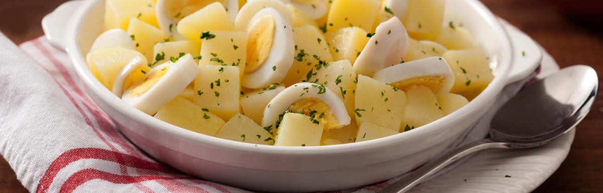 Salada de batata com ovo: um prato simples e delicioso