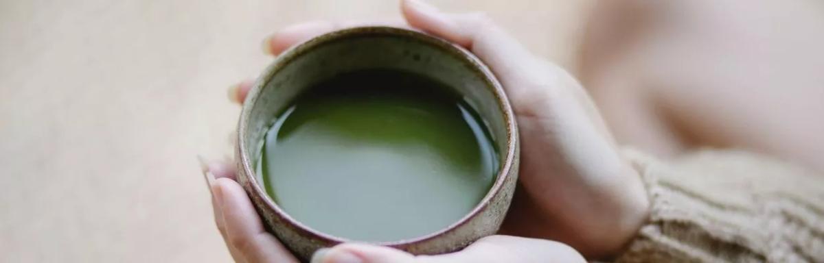 Chá para limpar o fígado: quais são e seus benefícios