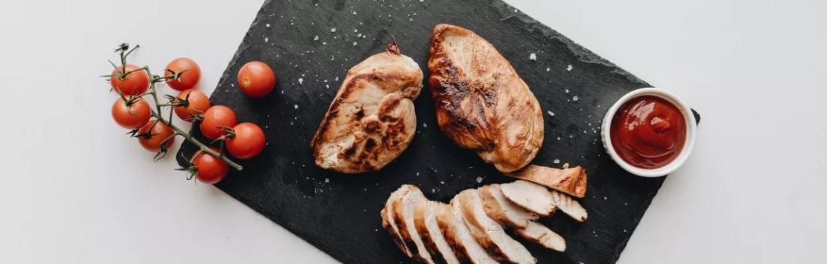 75 receitas com peito de frango para todas as ocasiões
