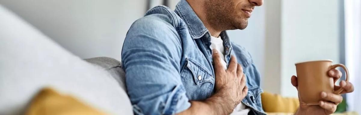 Alimentos anti-refluxo: descubra o que incluir na dieta